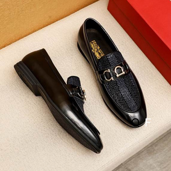 Ferragamo colour sz38-45 TF0604