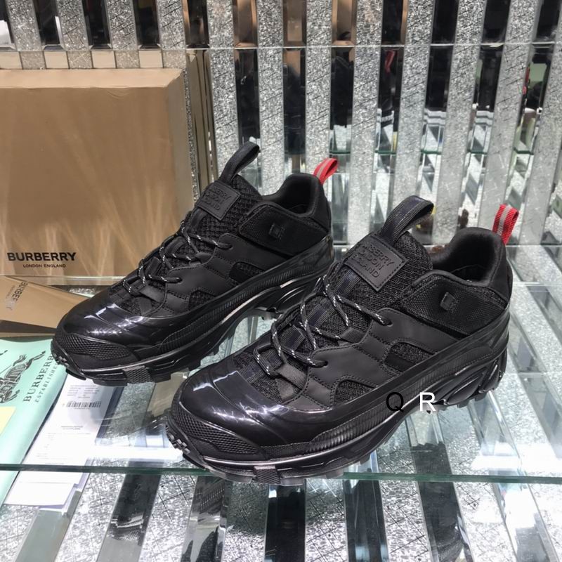 Burberry sz38-45 8C CRQ0805