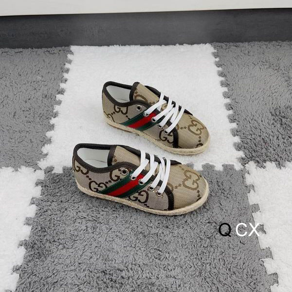 Gucci sz26-35 2C CX1011