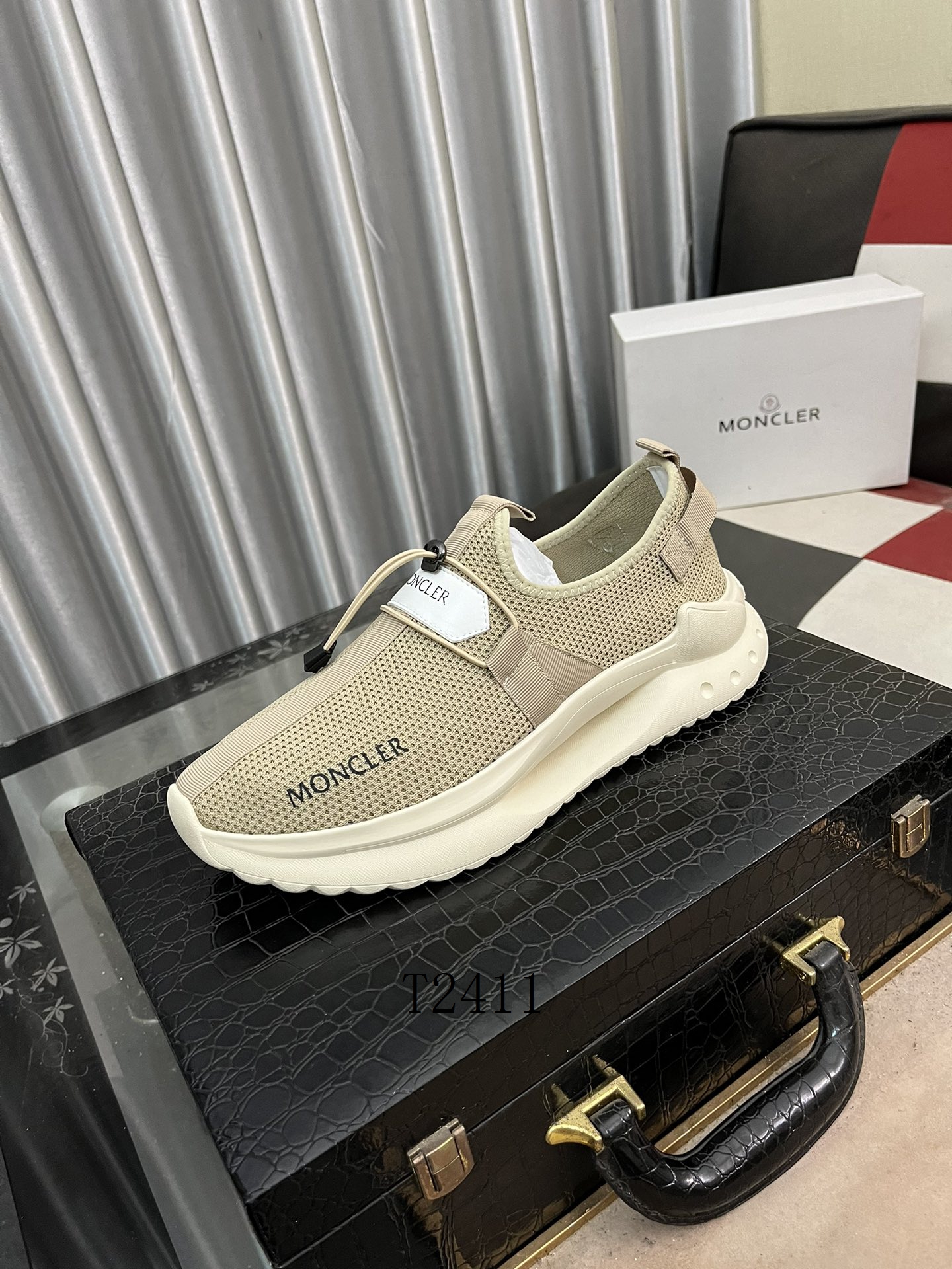 Moncler ������Ь 1116