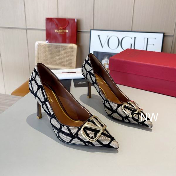 Valentino sz35-40 6C YM1204