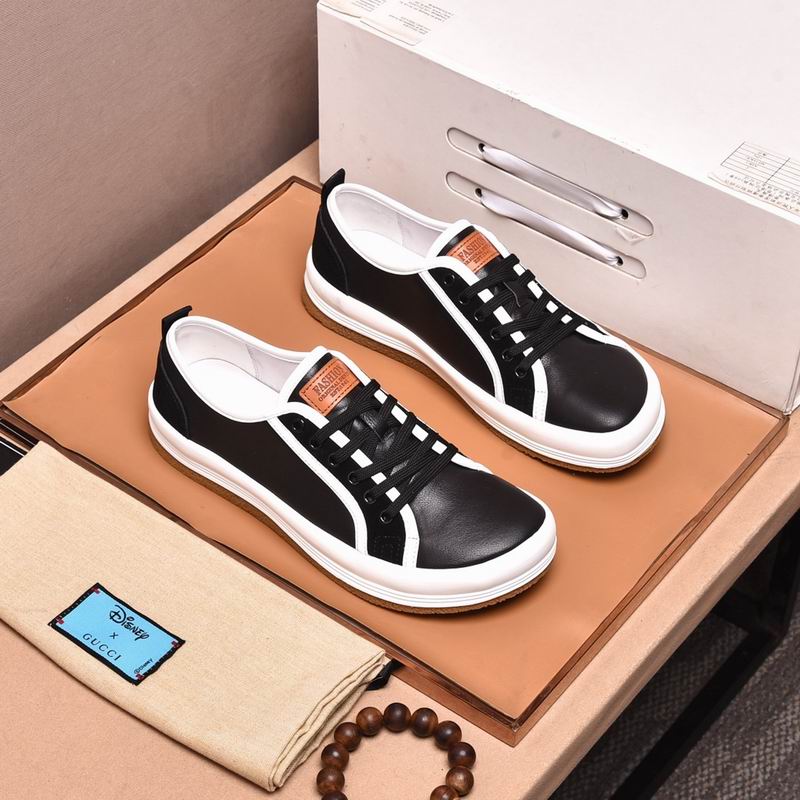 Gucci sz38-44 hnm01131