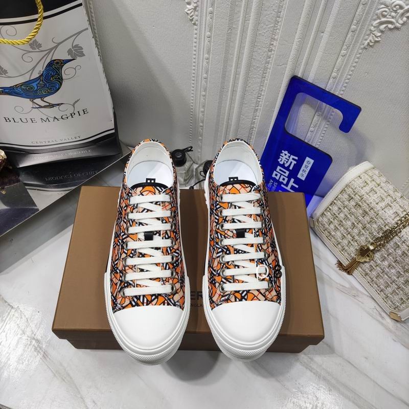 Burberry sz35-46 F0213