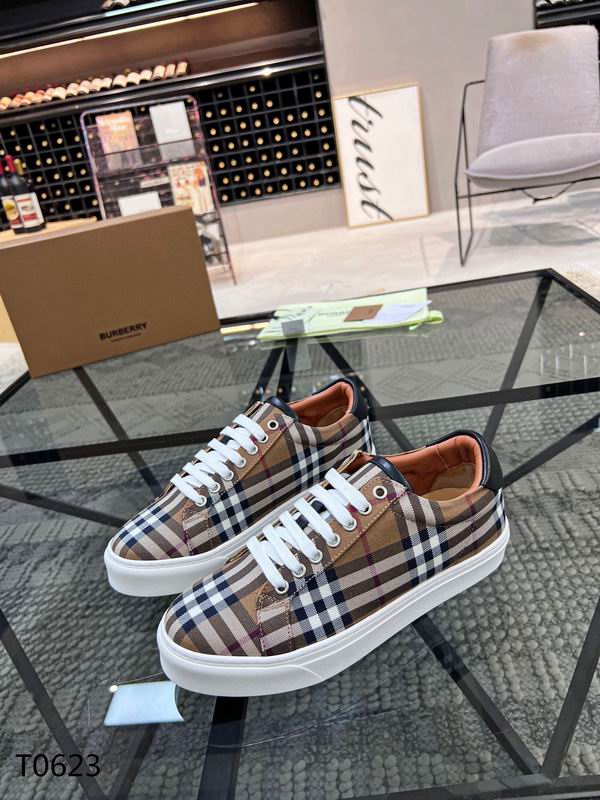 Burberry sz38-44 0366