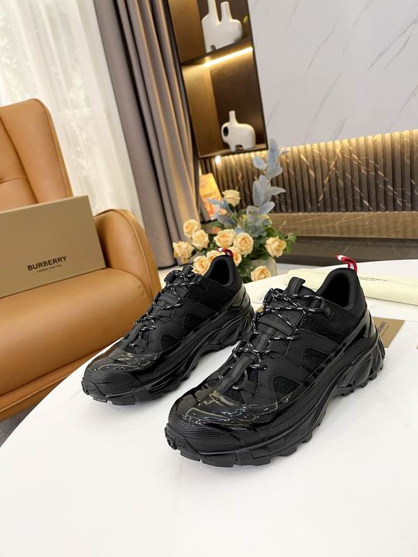 Burberry sz39-45 mnw0213