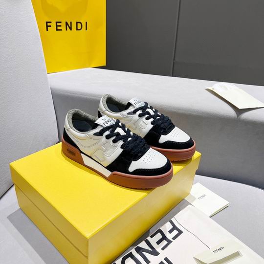 2025 Fendi Male Female Low Cut 0626