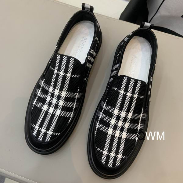 Burberry sz38-45 WM0401
