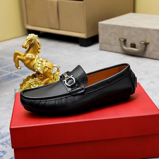 Ferragamo sz38-45 mnh0307