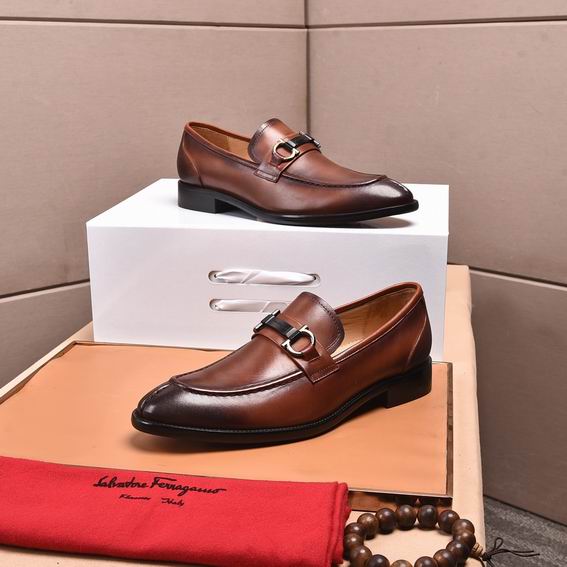 Ferragamo sz38-45 mnh0308