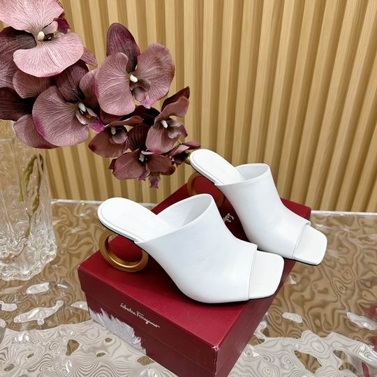 Ferragamo sz35-42 mnh0402