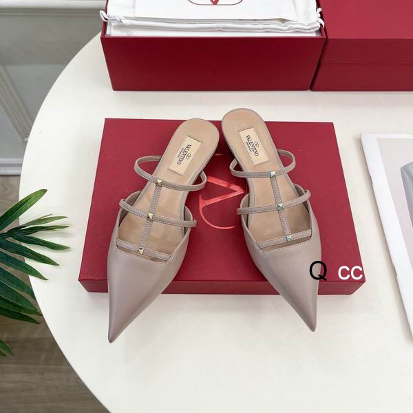 Valentino sz35-40 6CM XC0501