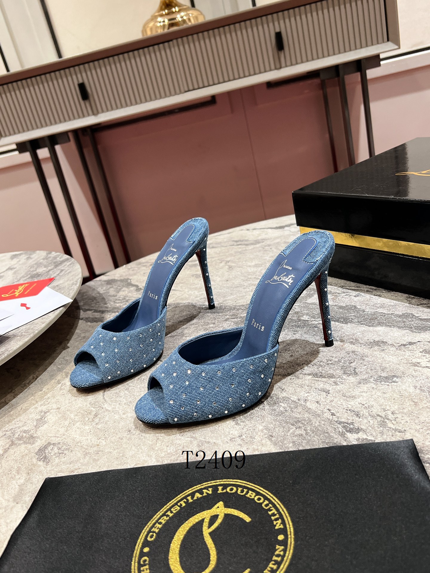 Christian Louboutin �߸�Ь 0401