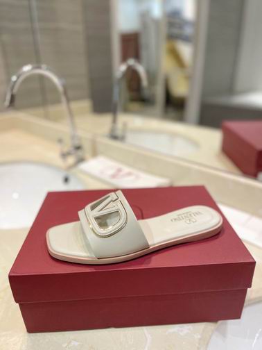 Valentino sz35-42 mnh0601