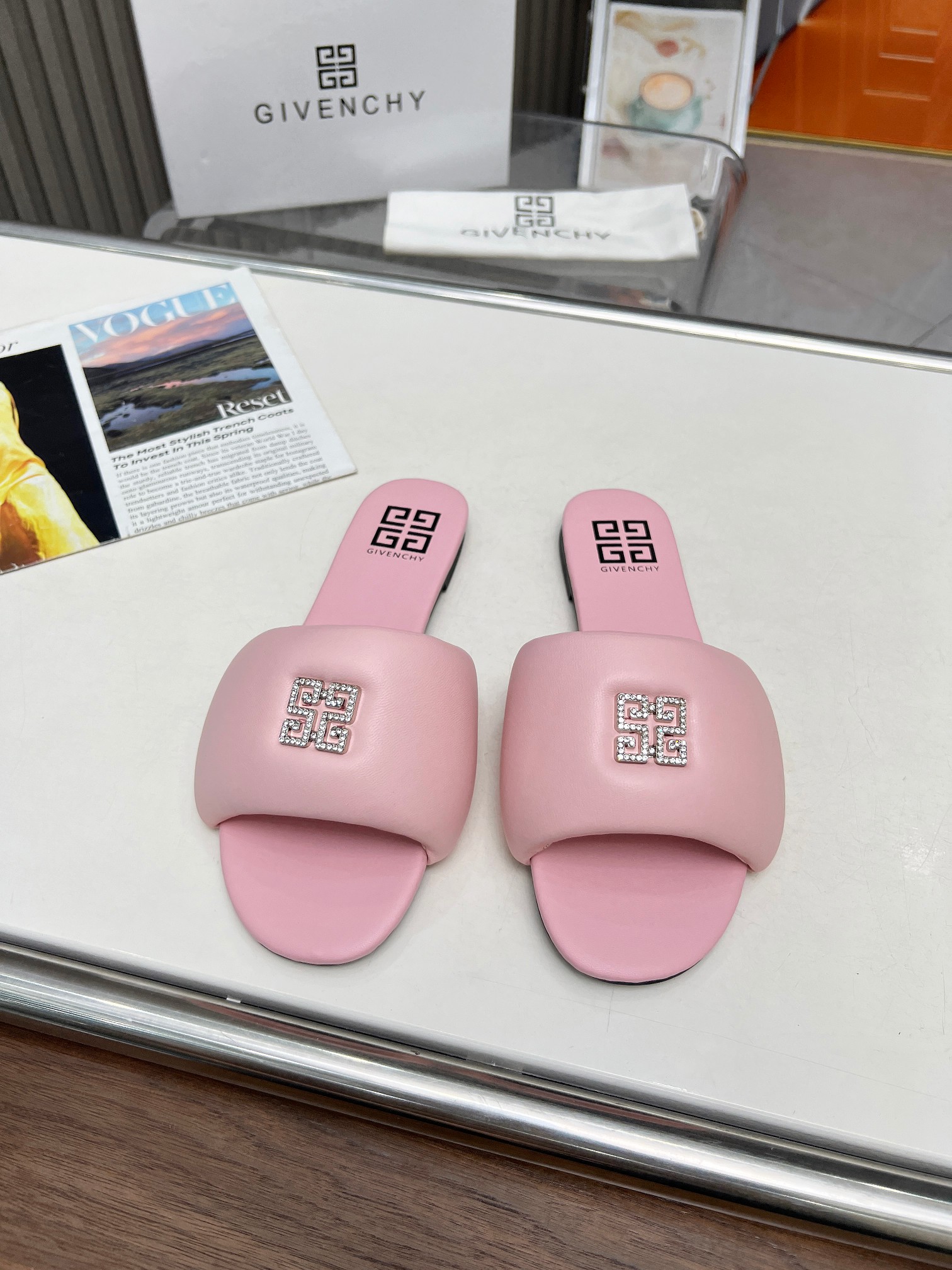 Givenchy sz35-43 h0601