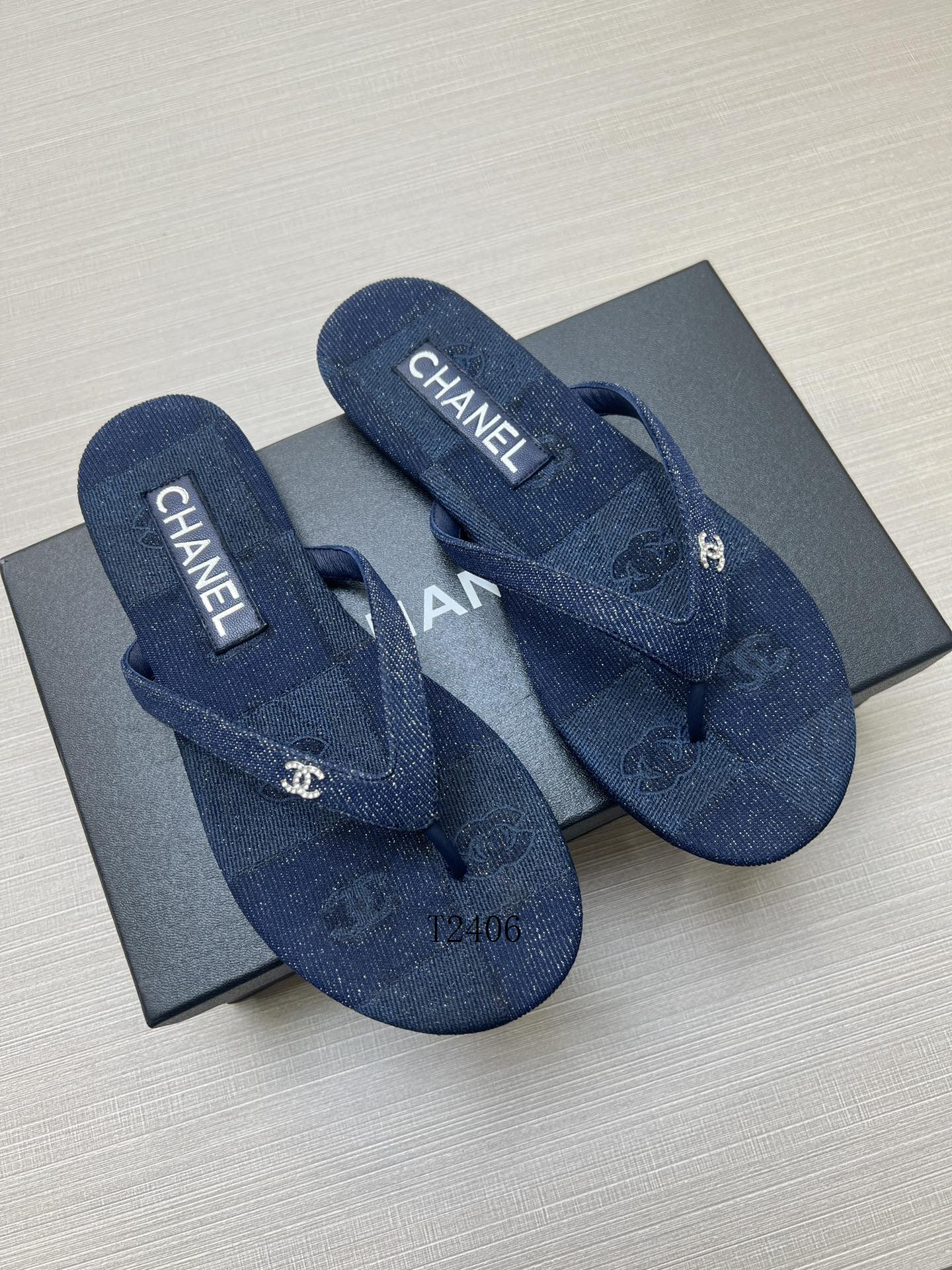 Chanel sz35-42 h0601