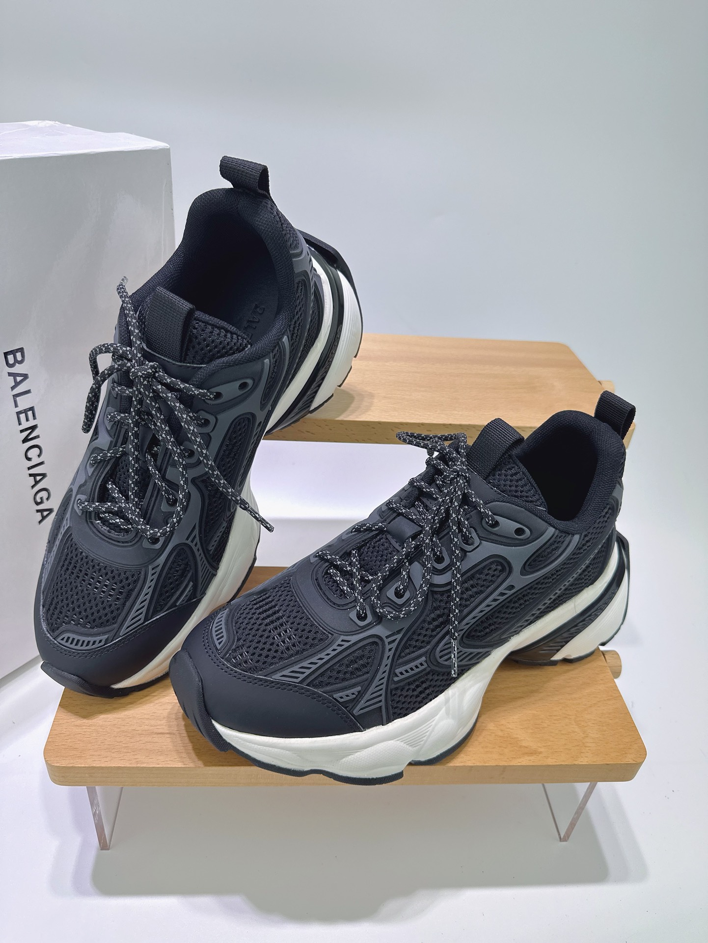 Balenciaga sz38-45 h0602