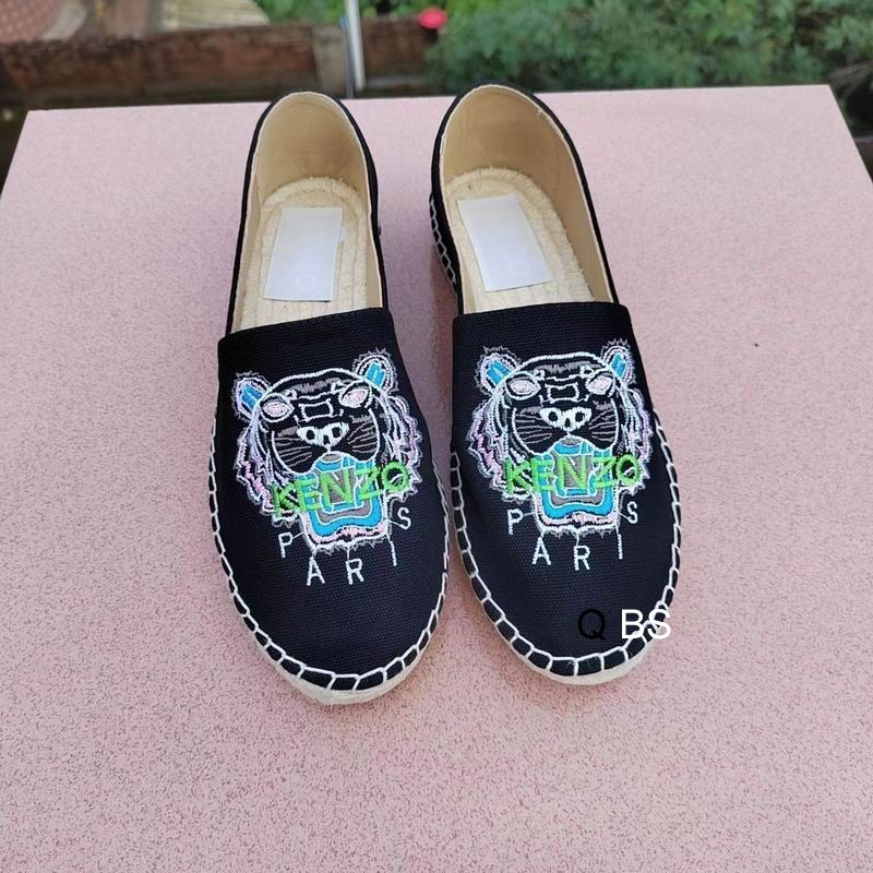 LV Casual shoes man Ts