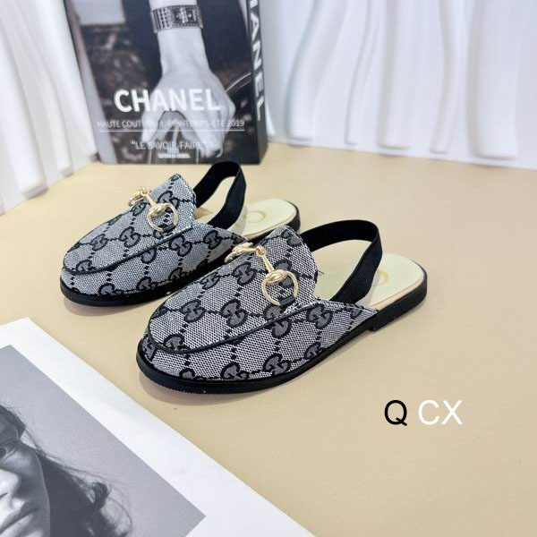 Gucci sz26-35 CX0702