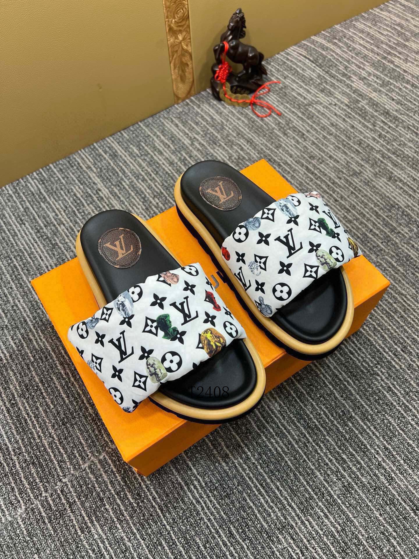 LV sz35-42 h0813