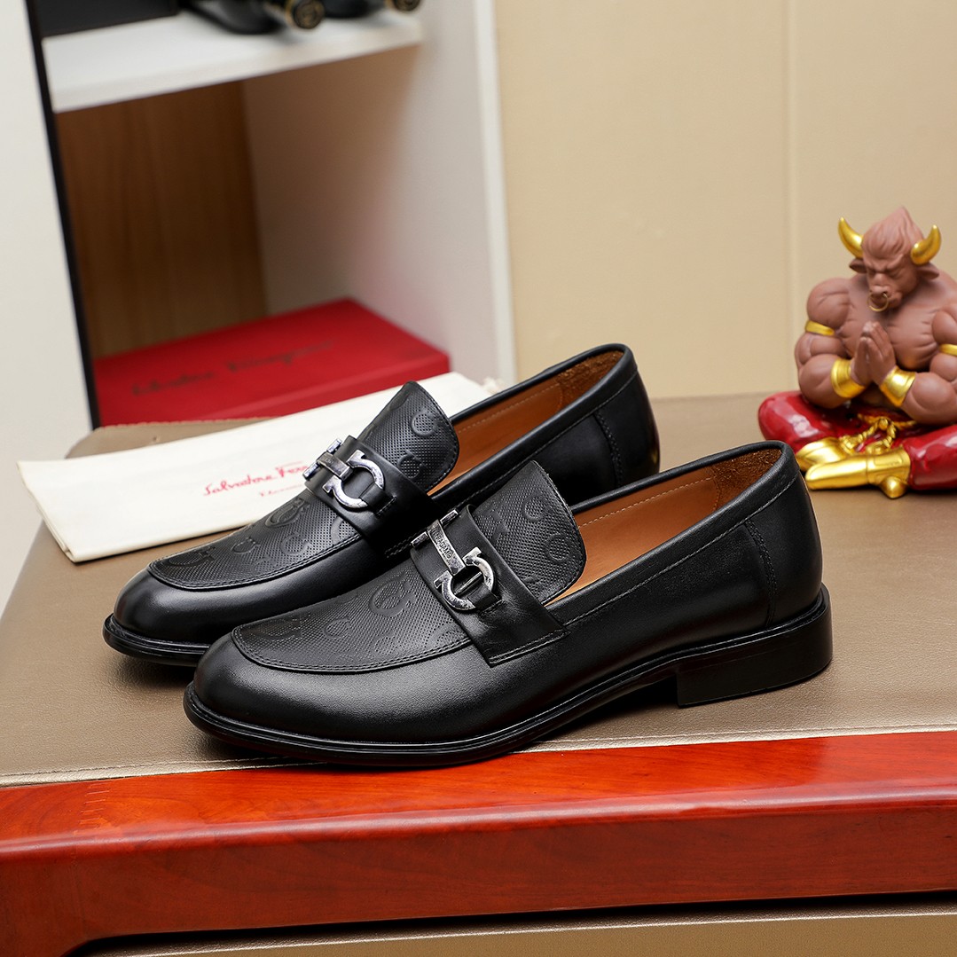 Ferragamo sz38-44 h0816