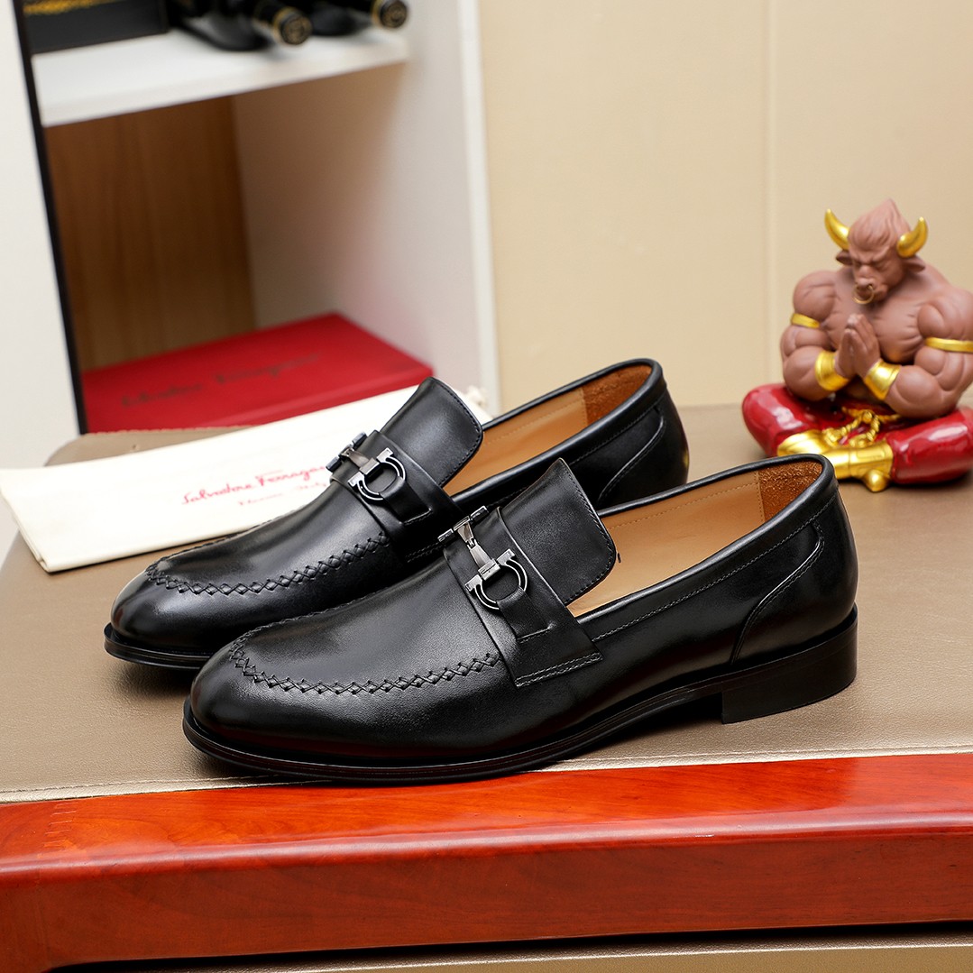 Ferragamo sz38-44 h0817