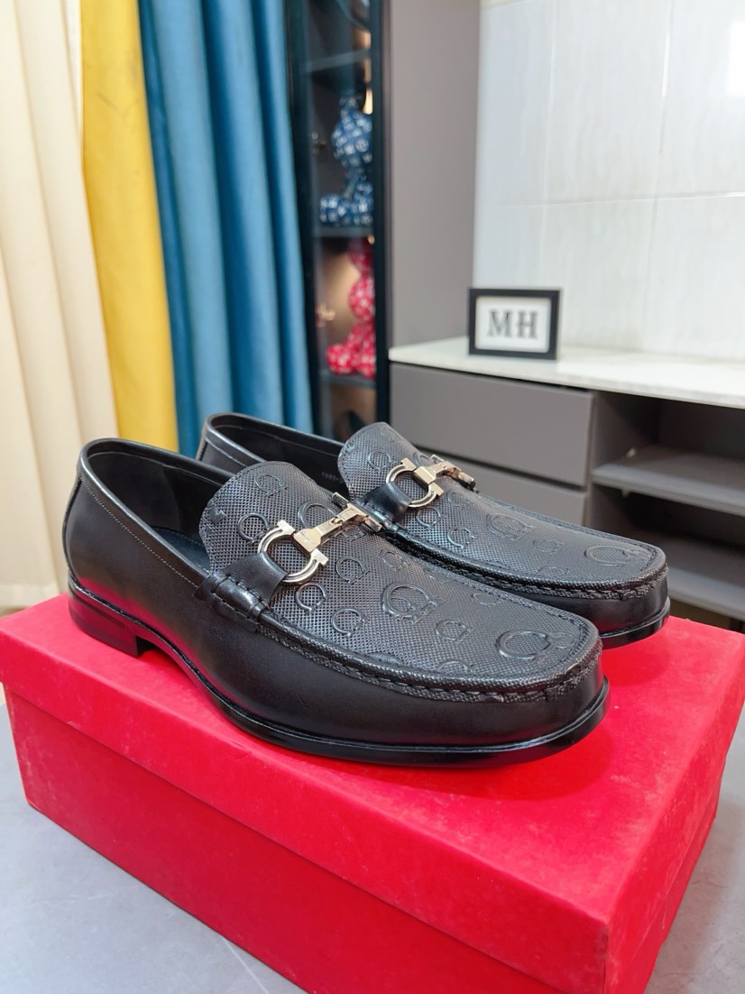 Ferragamo sz38-44 h0807