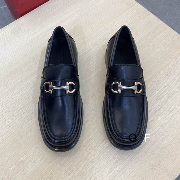 Ferragam sz38-45 TF0802