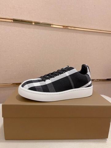 Burberry sz38-45 hnh0409