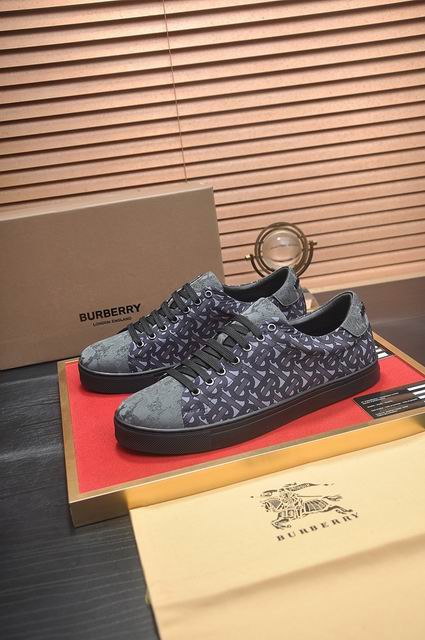 Burberry sz38-45 mnh0502