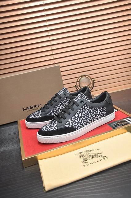 Burberry sz38-45 mnh0702