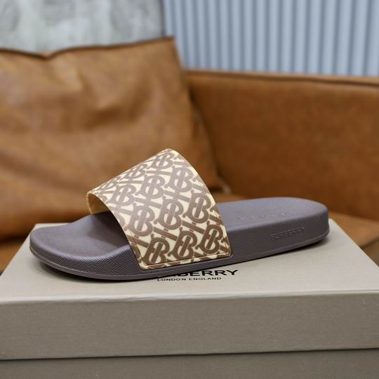 Burberry sz38-47 hnh0710