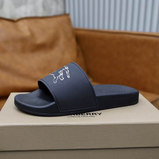 Burberry sz38-47 hnh0717