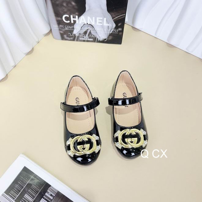 Gucci sz21-28 CX0802