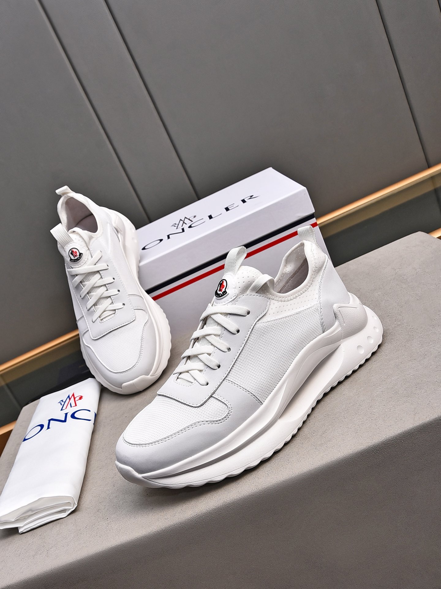 Moncler sz38-44 h0907