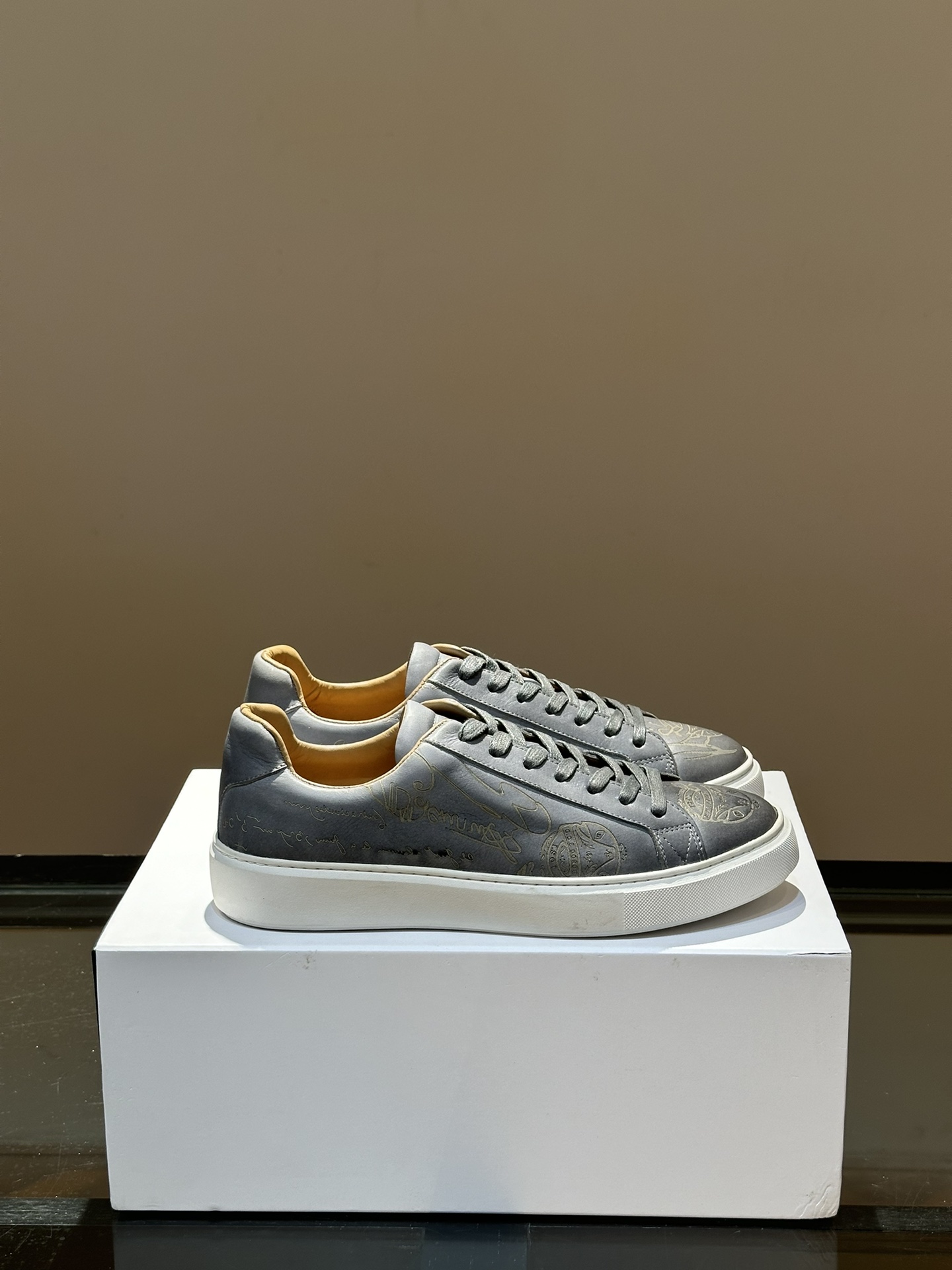 Berluti sz39-44 h0904