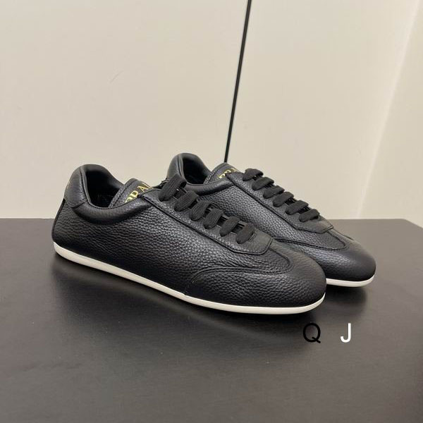 Prada sz35-40 XJ0912