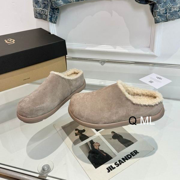 UGG sz35-40 ML0902