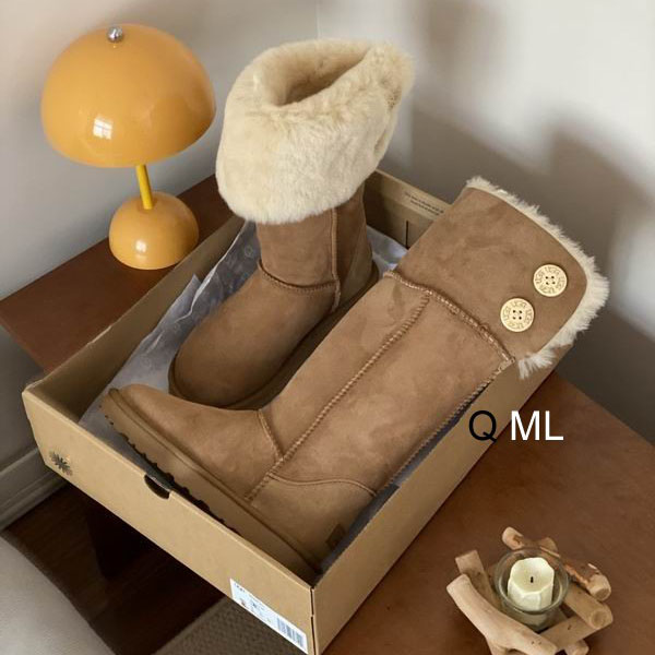 UGG sz35-40 ML0918