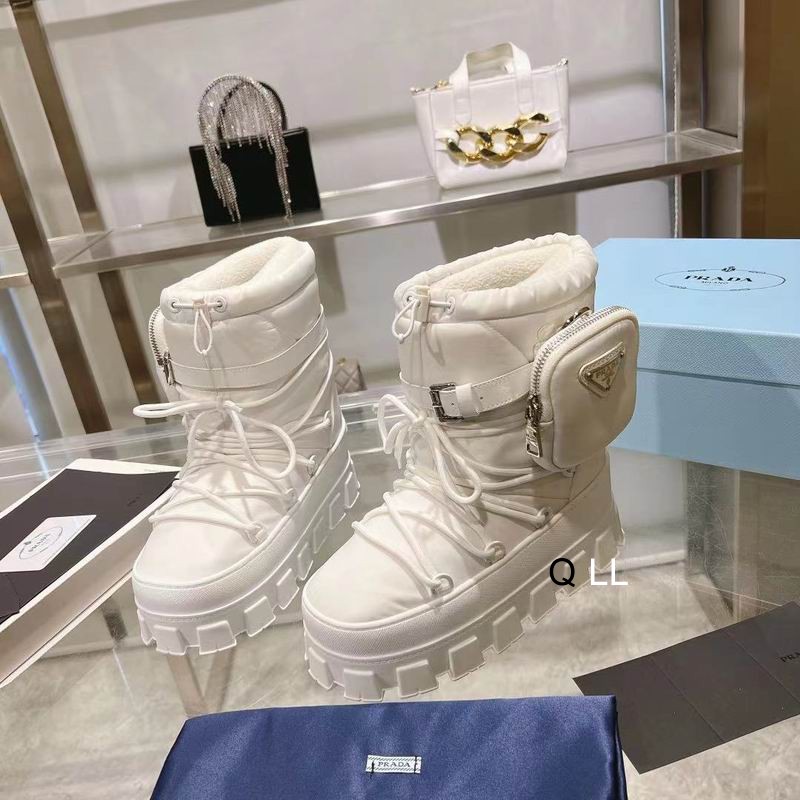 Prada snow boot  Ts