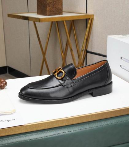 Ferragamo sz38-44 mnh0701