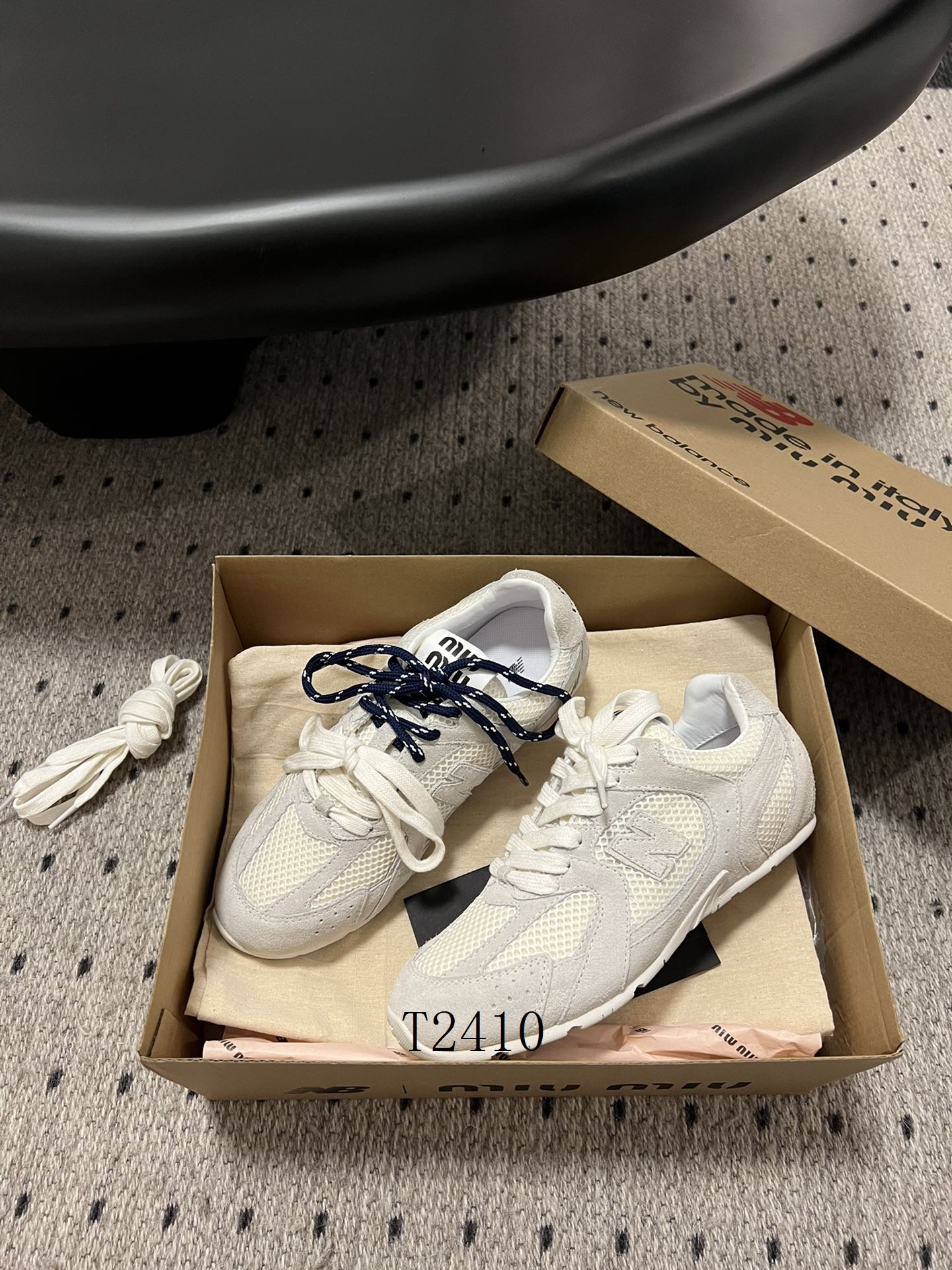 Miumiu x New Balance sz35-41 h1001