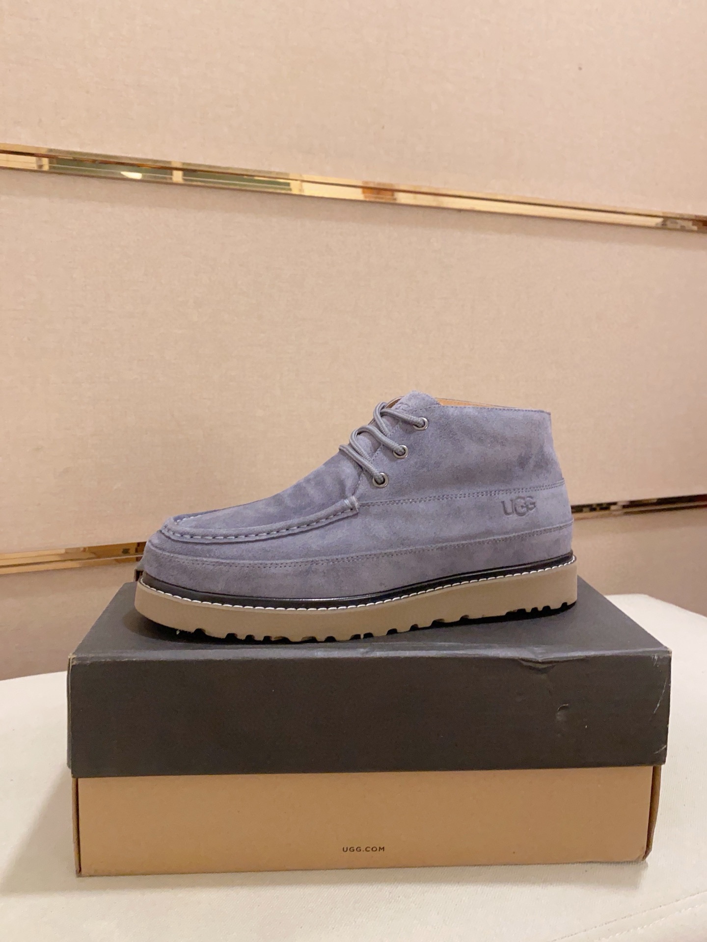 UGG sz38-44 h1024