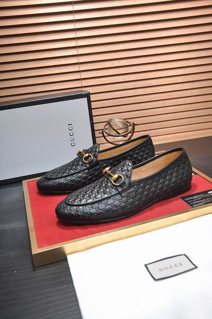 Gucci sz38-44 mnh0412