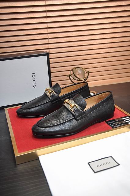 Gucci sz38-44 mnh0415