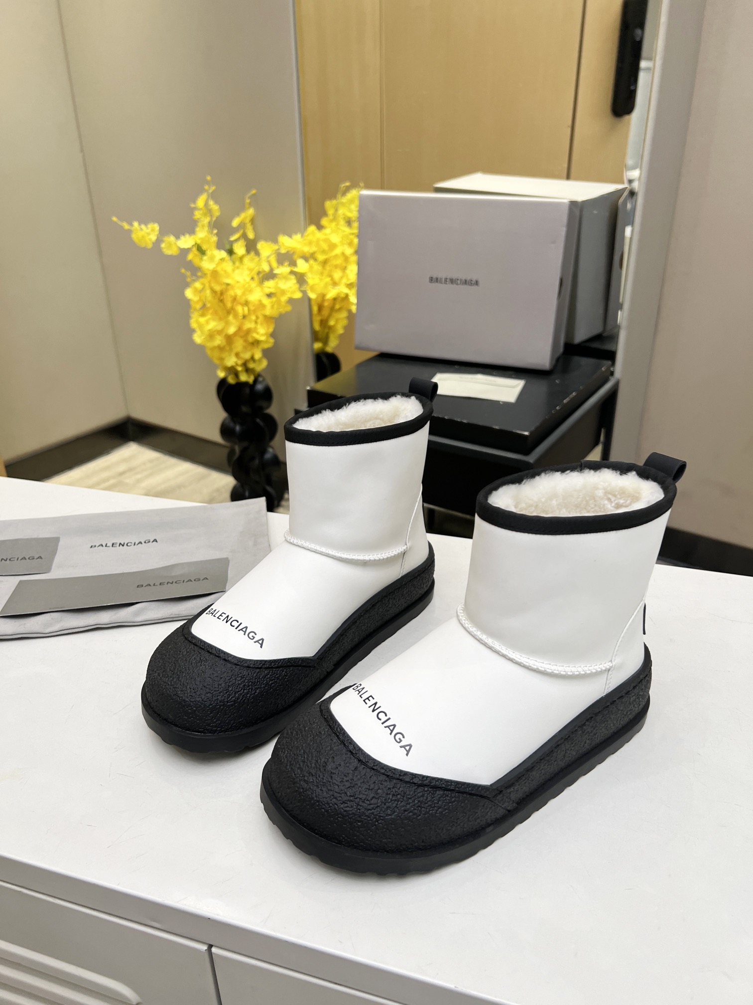 Balenciaga sz35-40 h1001