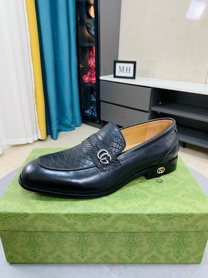 Gucci sz38-44 mnh0530