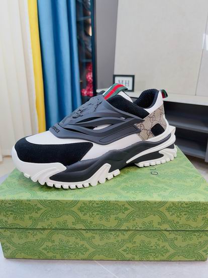 Gucci sz38-44 mnh0606