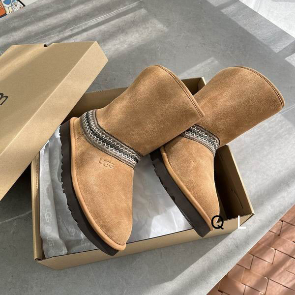 UGG sz35-40 LL1024