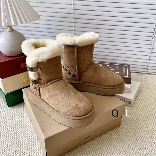 UGG sz35-40 LL1032