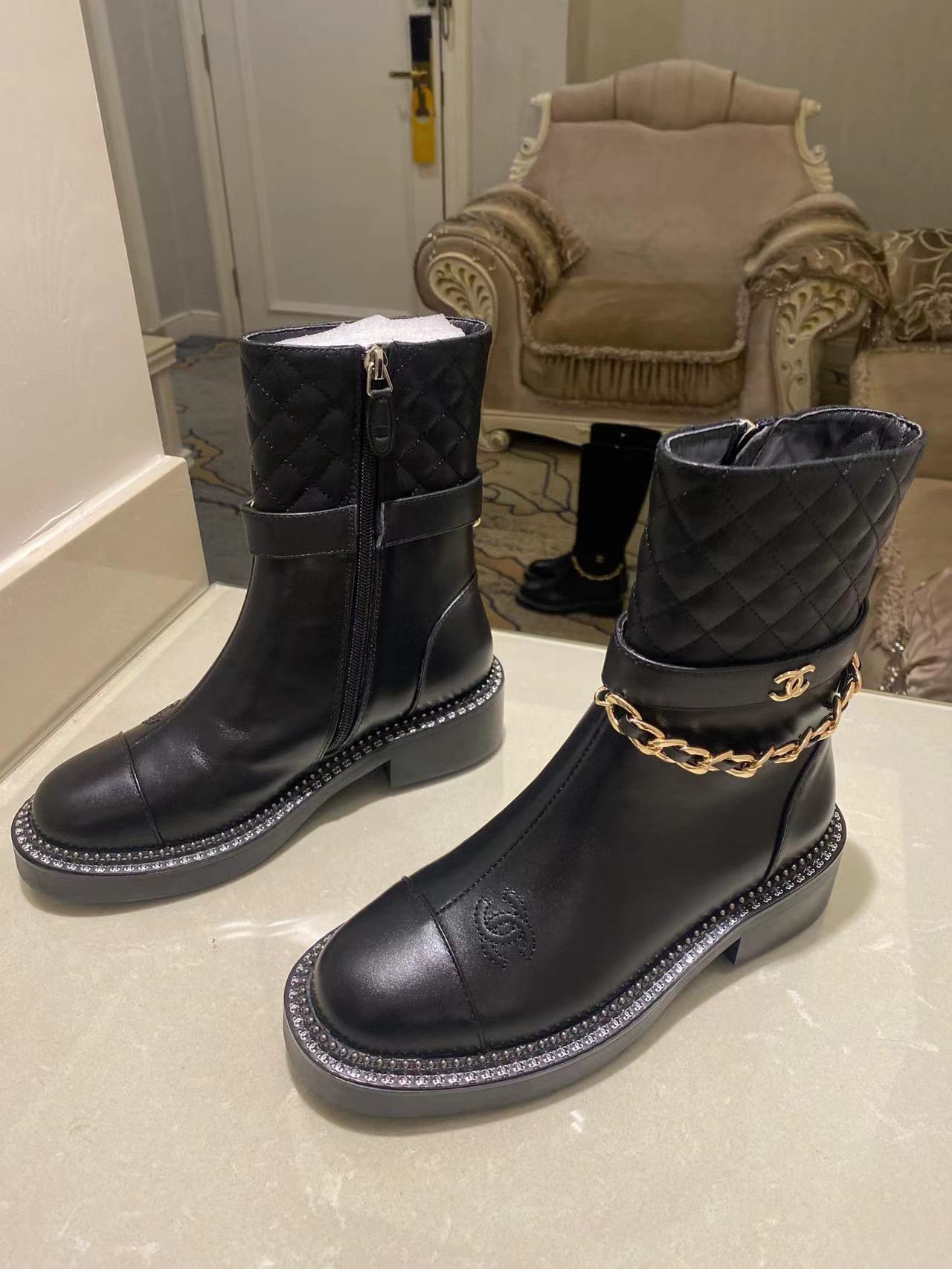 Chanel sz35-41 h1109